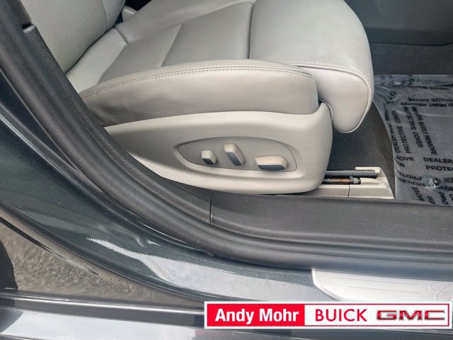 Used 2013 Cadillac XTS Premium FWD image 44