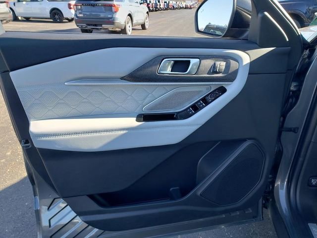 New 2026 Ford Explorer Platinum w/ LUX Leather Package image 14