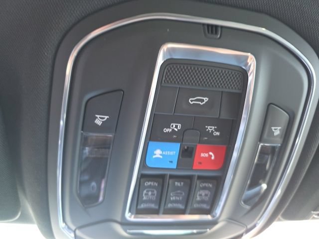 Used 2024 Jeep Grand Cherokee Limited 4xe w/ Luxury Tech Group II AWD/4WD image 25
