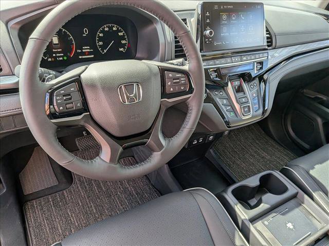 New 2026 Honda Odyssey Elite image 3