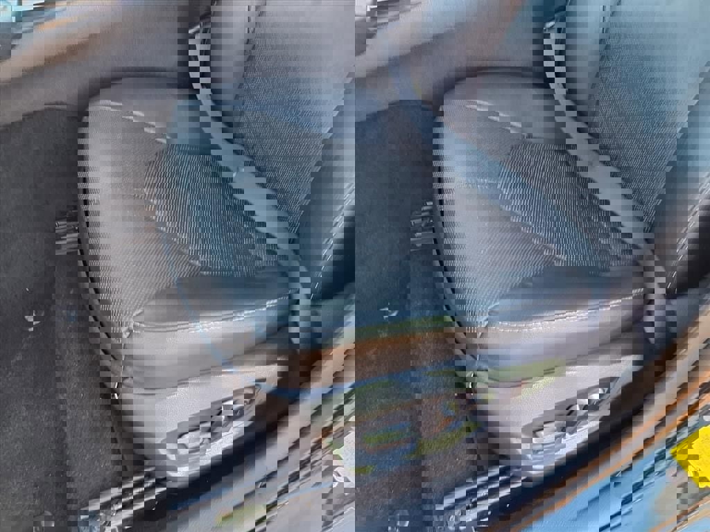 Used 2020 Toyota Camry XSE image 25