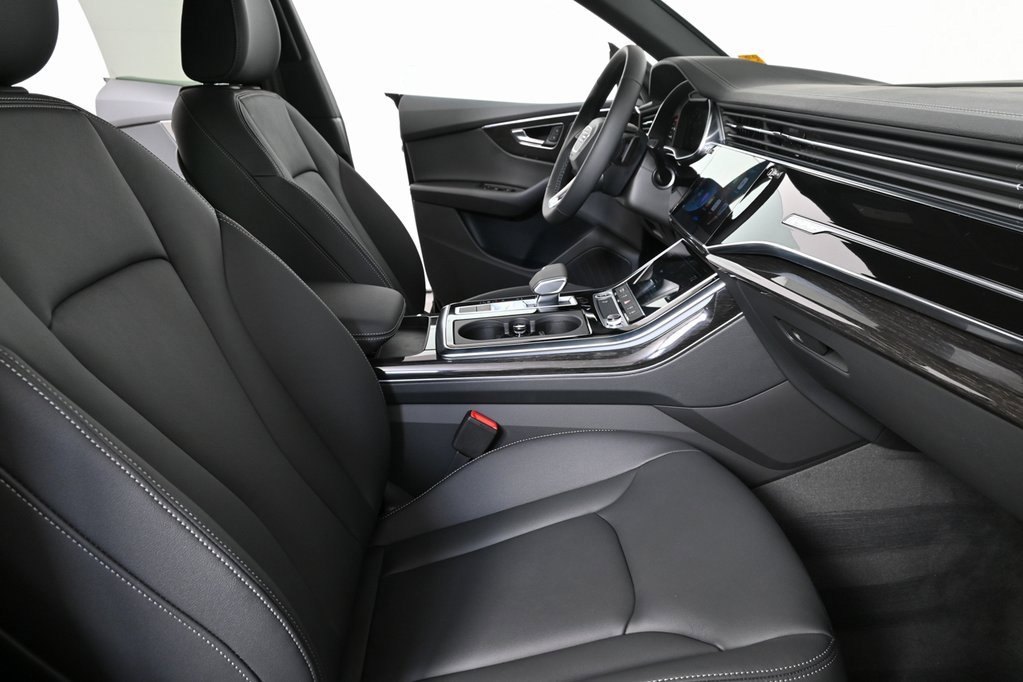 New 2026 Audi Q8 Premium image 22