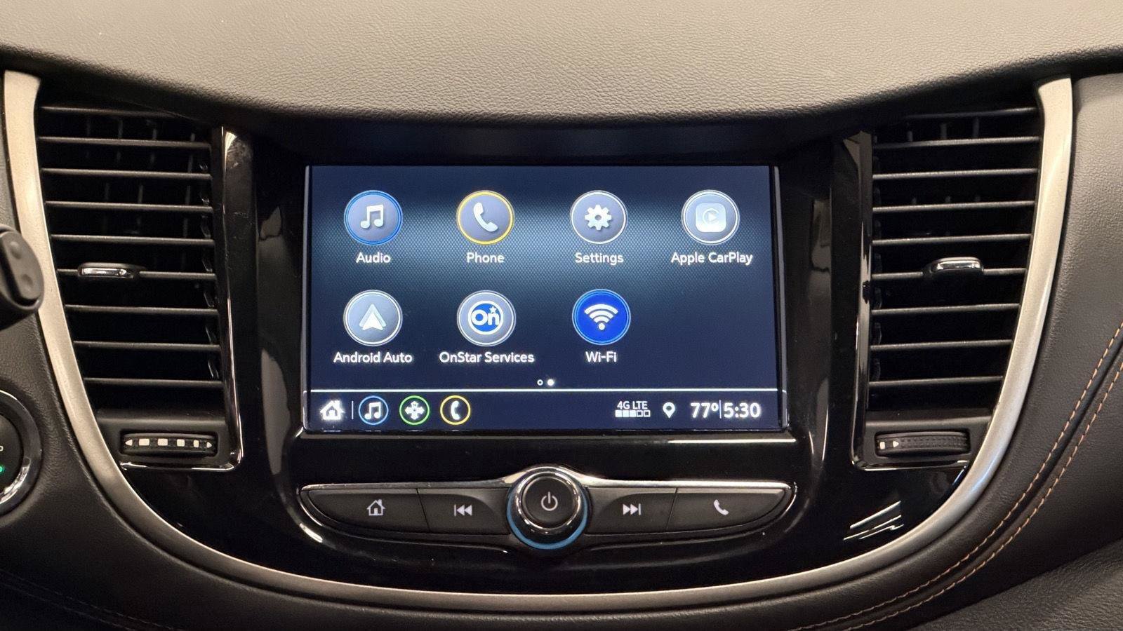 Used 2019 Chevrolet Trax LT w/ LT Convenience Package FWD image 29