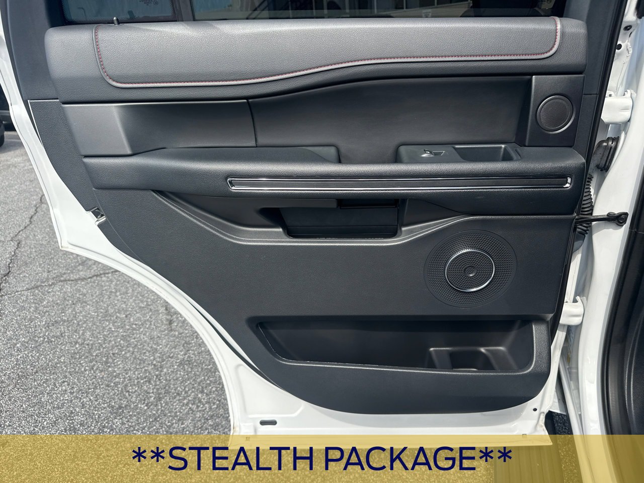 Certified 2023 Ford Expedition Limited RWD image 24