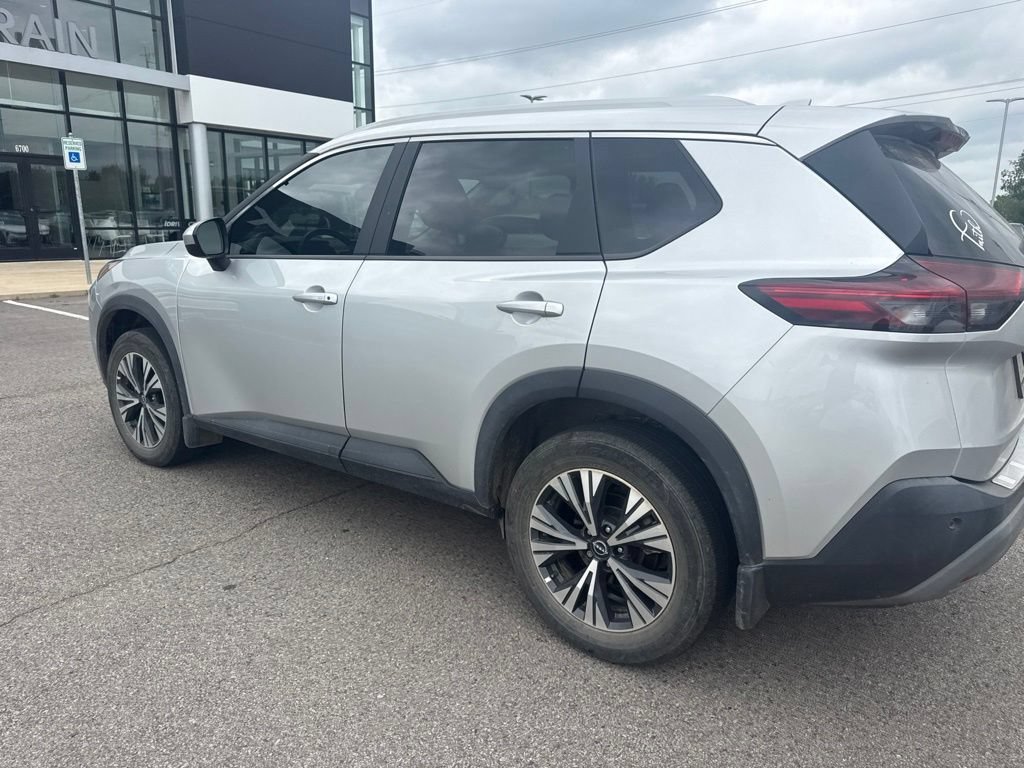 Used 2023 Nissan Rogue SV w/ SV Premium B Package FWD image 8