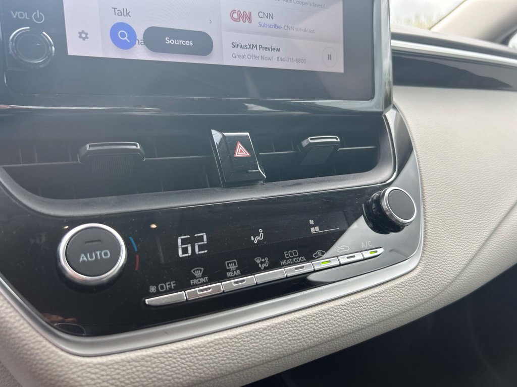 Used 2023 Toyota Corolla LE FWD image 17