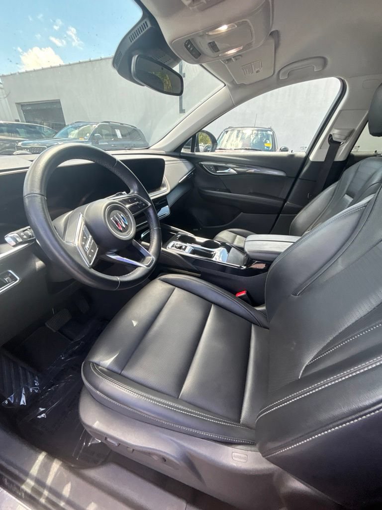 Used 2024 Buick Envision Preferred AWD/4WD image 12