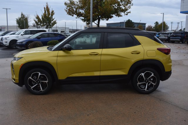 Used 2023 Chevrolet TrailBlazer RS w/ Sun and Liftgate Package image 10