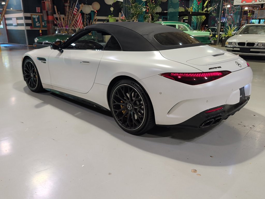 Certified 2022 Mercedes-Benz SL 63 AMG 4MATIC image 19