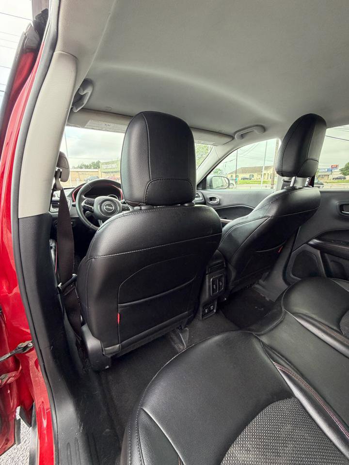 Used 2021 Jeep Compass Trailhawk AWD/4WD image 11