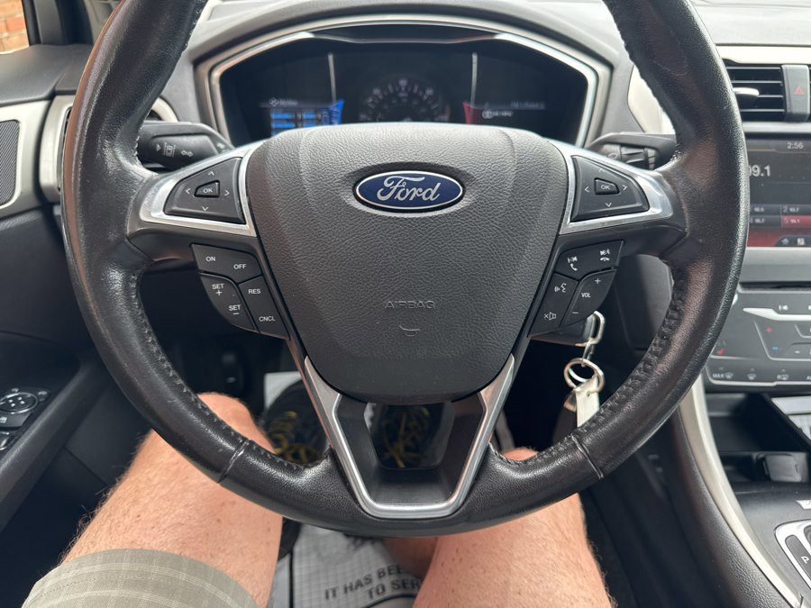 Used 2015 Ford Fusion SE w/ Equipment Group 502A FWD image 25