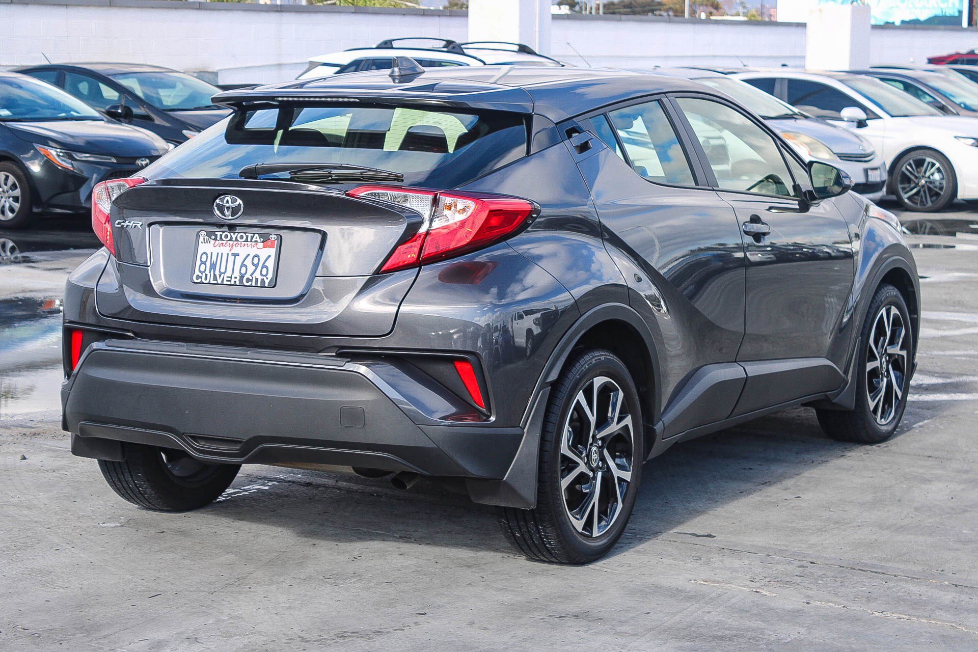 Certified 2021 Toyota C-HR XLE image 9