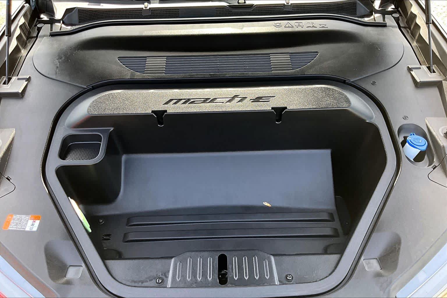 Used 2025 Ford Mustang Mach-E Premium w/ Sport Appearance Package AWD/4WD image 31
