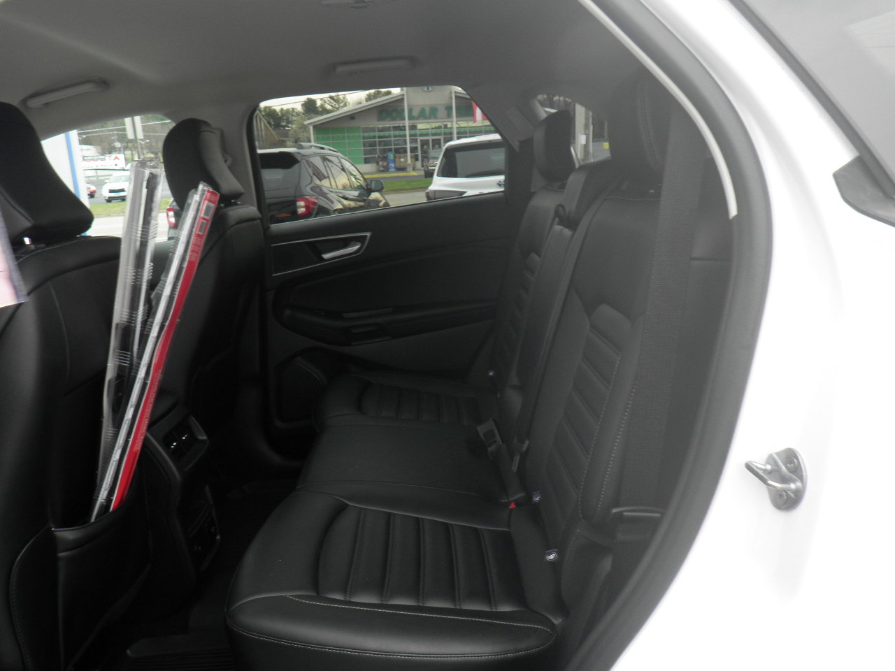 Certified 2024 Ford Edge SEL w/ Convenience Package image 15