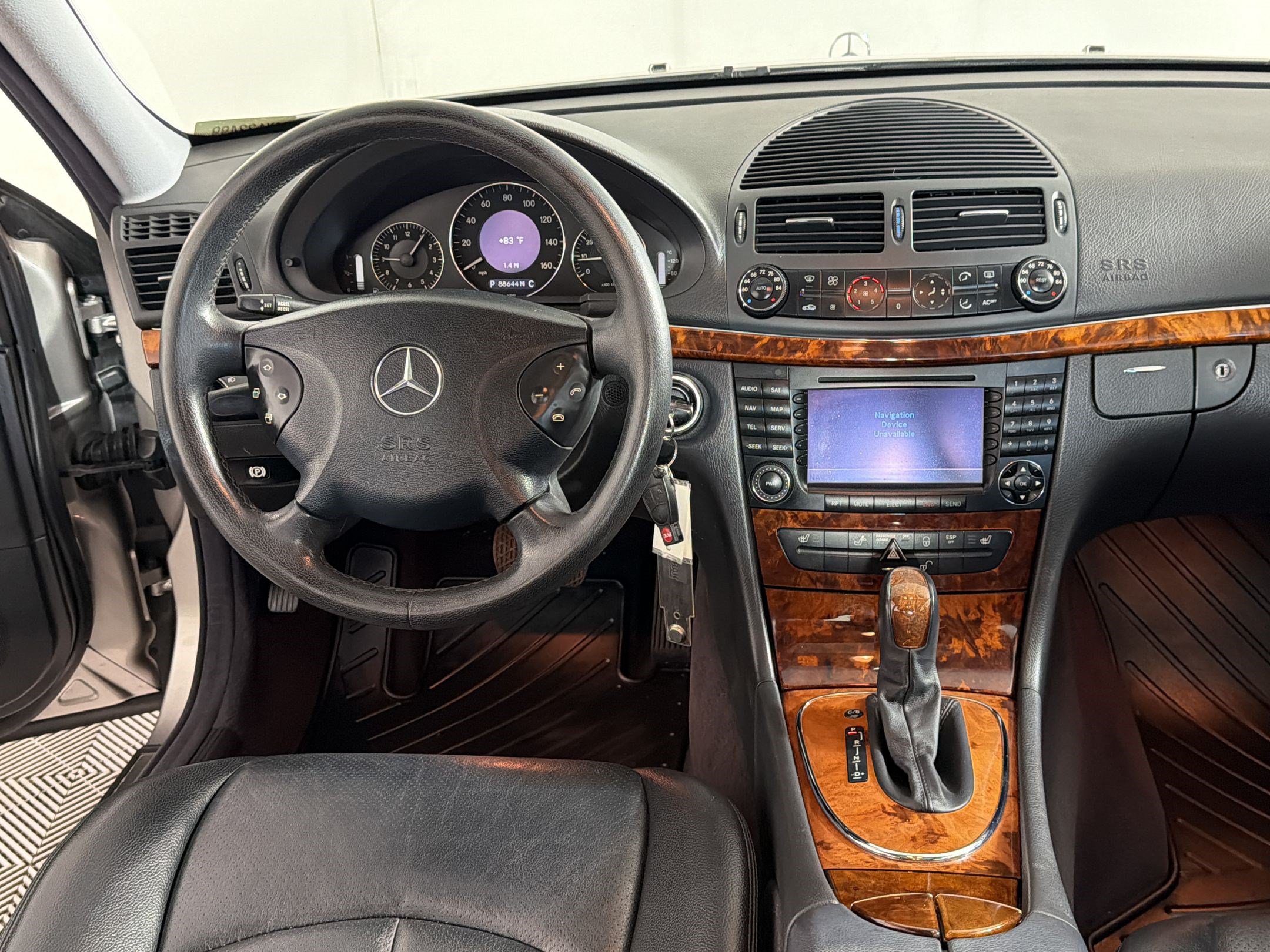 Used 2004 Mercedes-Benz E 320 4MATIC Sedan image 26