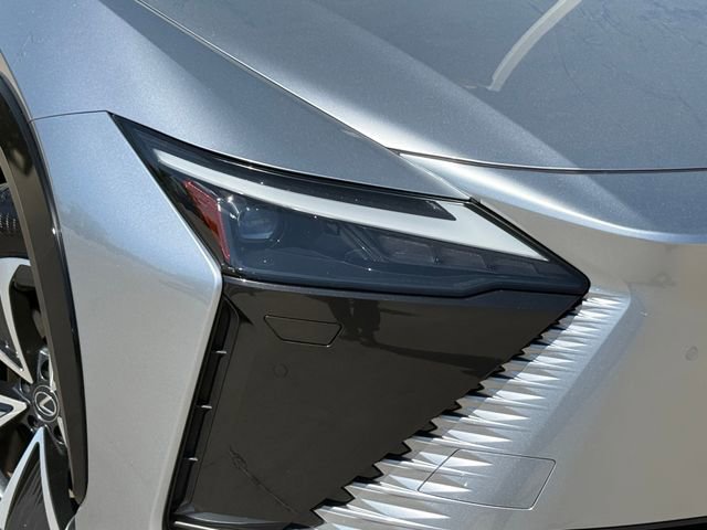 Used 2023 Lexus RZ 450e Premium w/ Accessory Package (2T) image 3