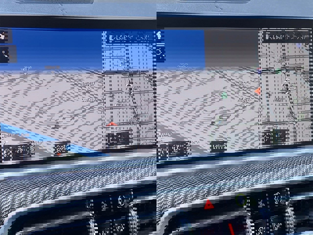 Used 2023 BMW X6 xDrive40i w/ M Sport Package image 23