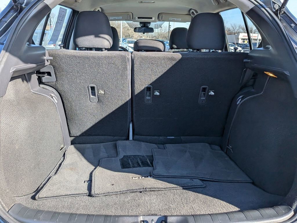 Used 2024 Nissan Kicks S image 18