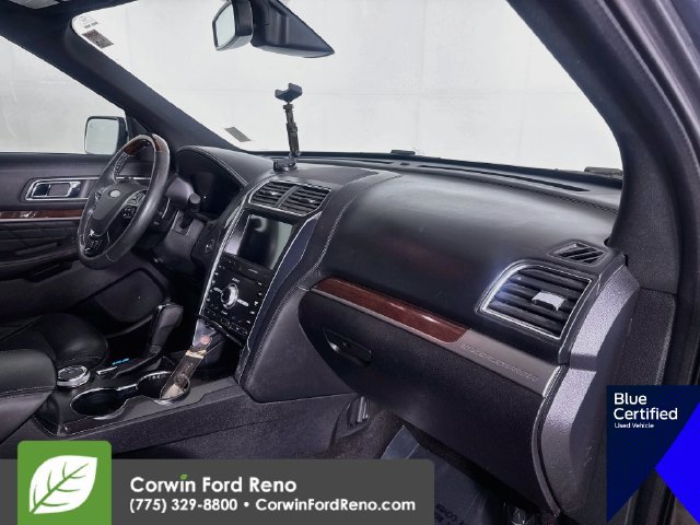 Used 2019 Ford Explorer Platinum AWD/4WD image 34