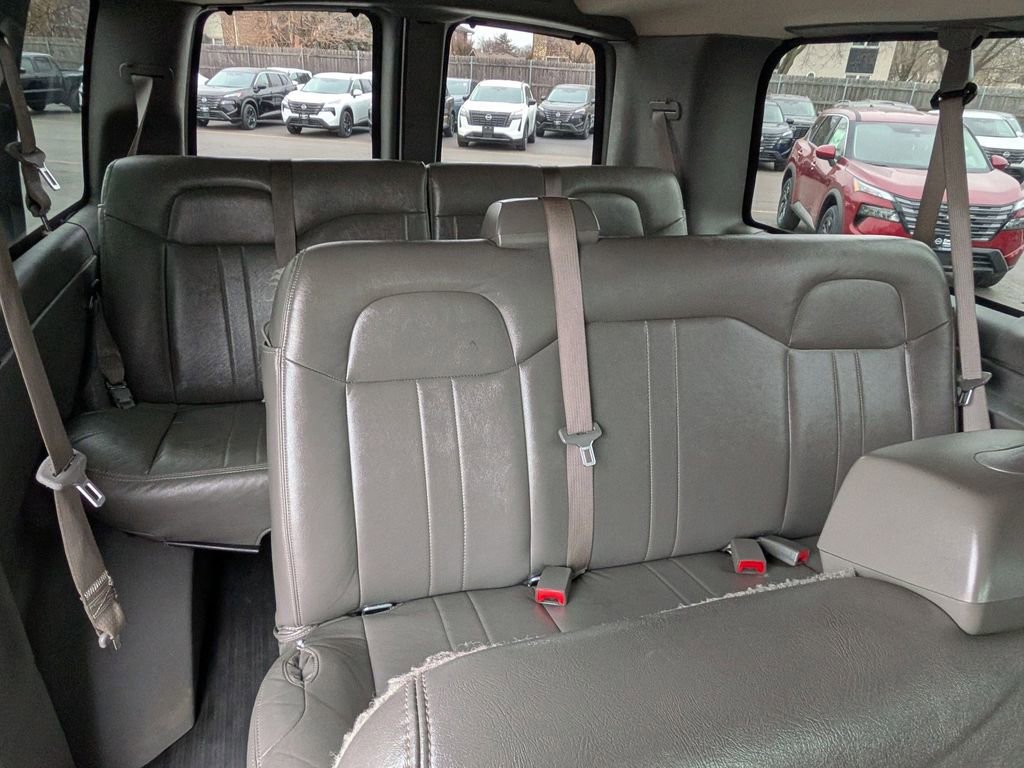 Used 2023 Chevrolet Express 3500 LS image 17