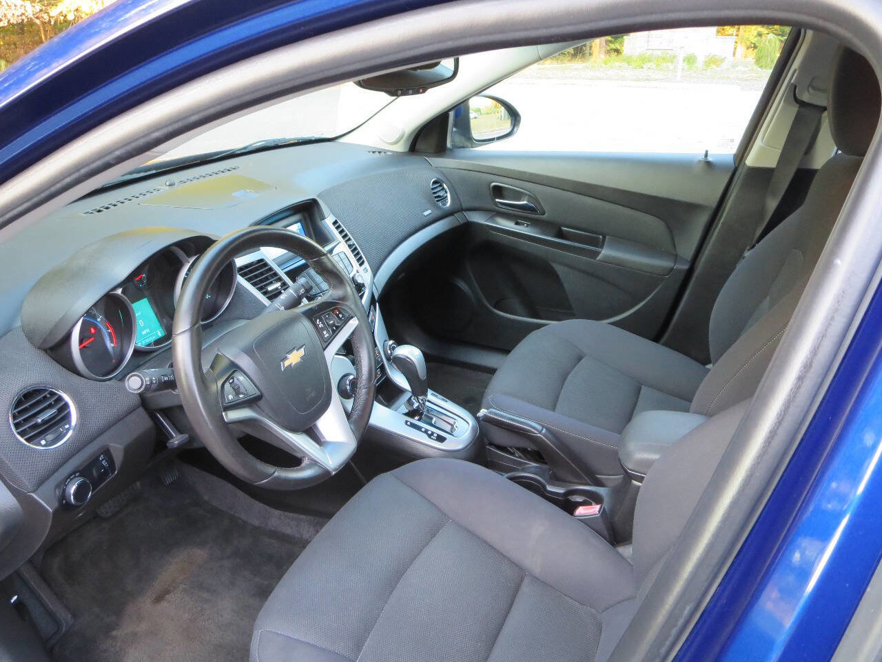Used 2012 Chevrolet Cruze LT image 15