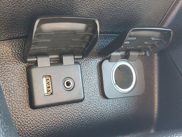Certified 2018 Chevrolet Cruze LT w/ Convenience Package FWD image 28