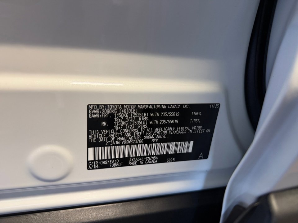 Used 2025 Toyota RAV4 XLE Premium w/ Weather Package AWD/4WD image 39