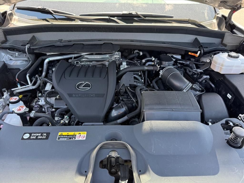 Used 2024 Lexus TX 500h AWD w/ Technology Package image 12