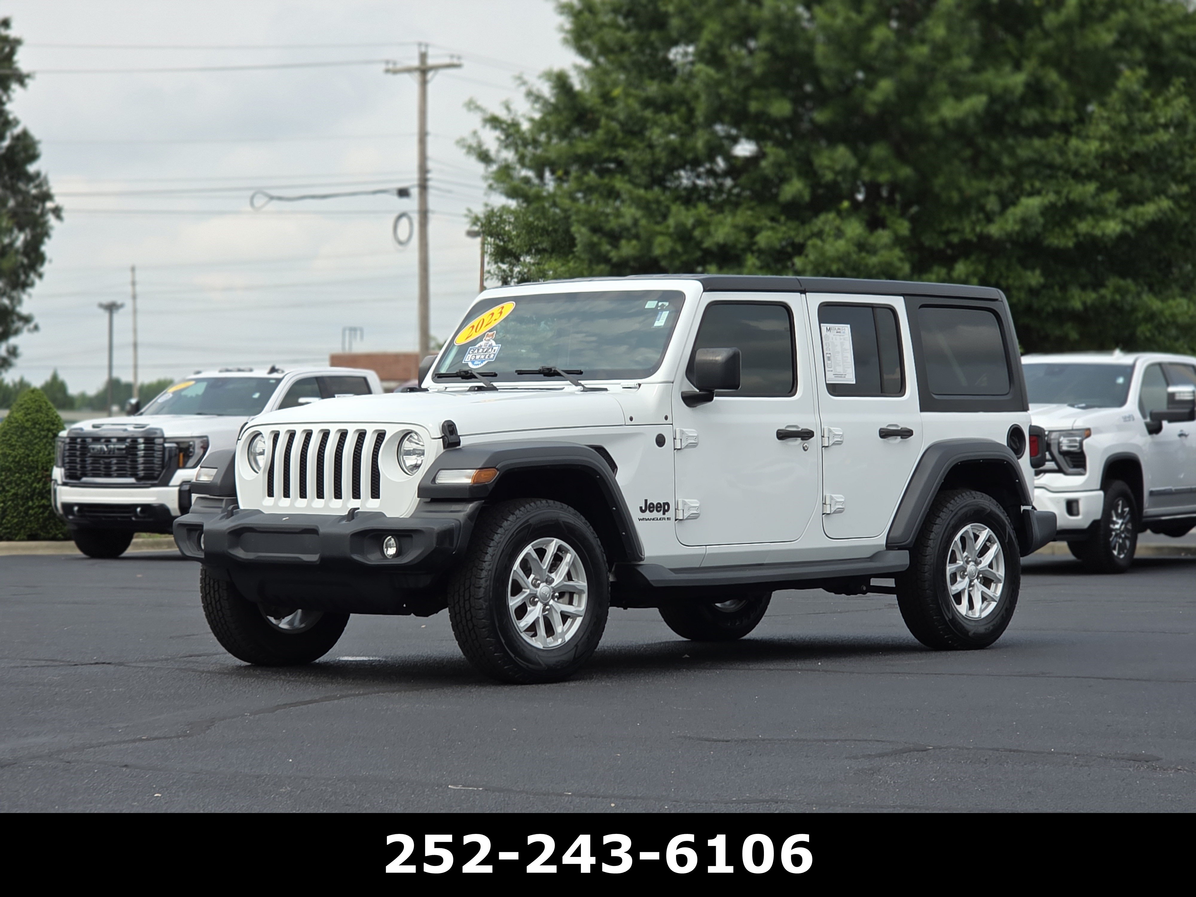 Used 2023 Jeep Wrangler Unlimited Sport AWD/4WD image 3