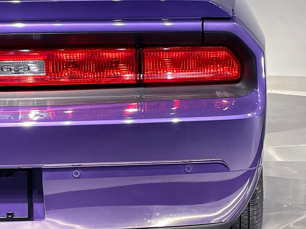 Used 2013 Dodge Challenger R/T image 39