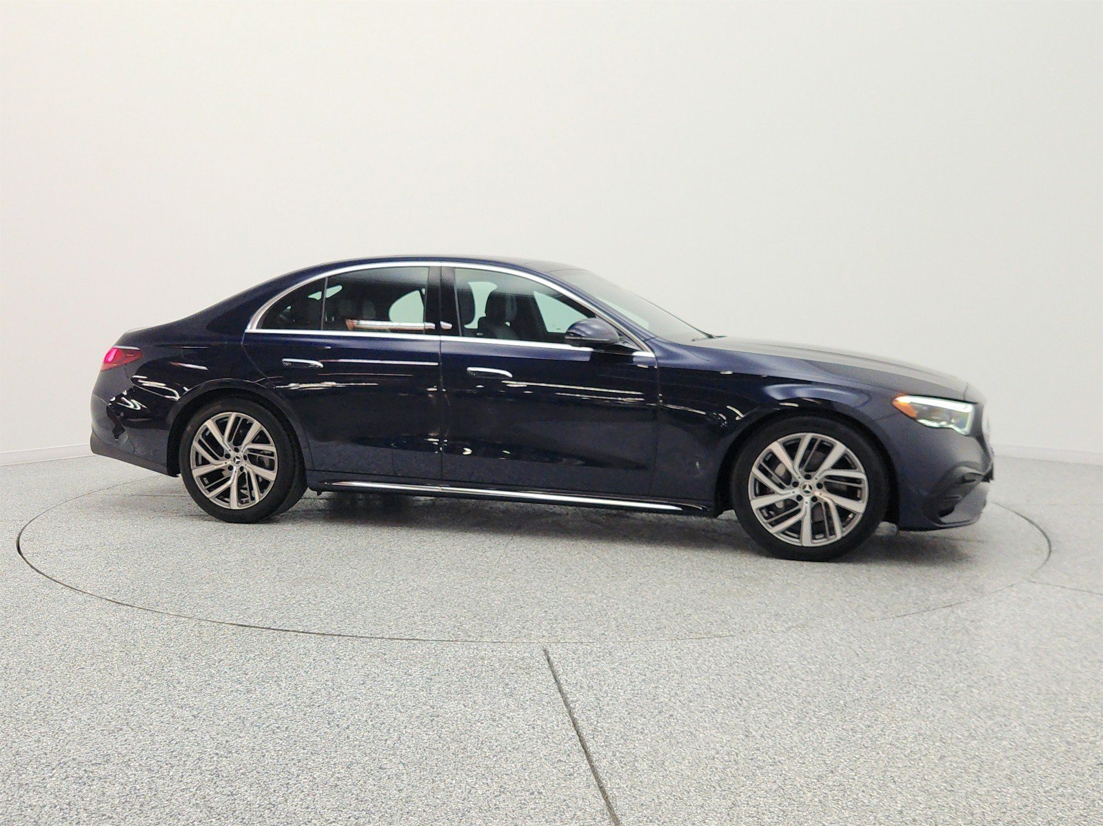 Certified 2024 Mercedes-Benz E 350 4MATIC Sedan image 4