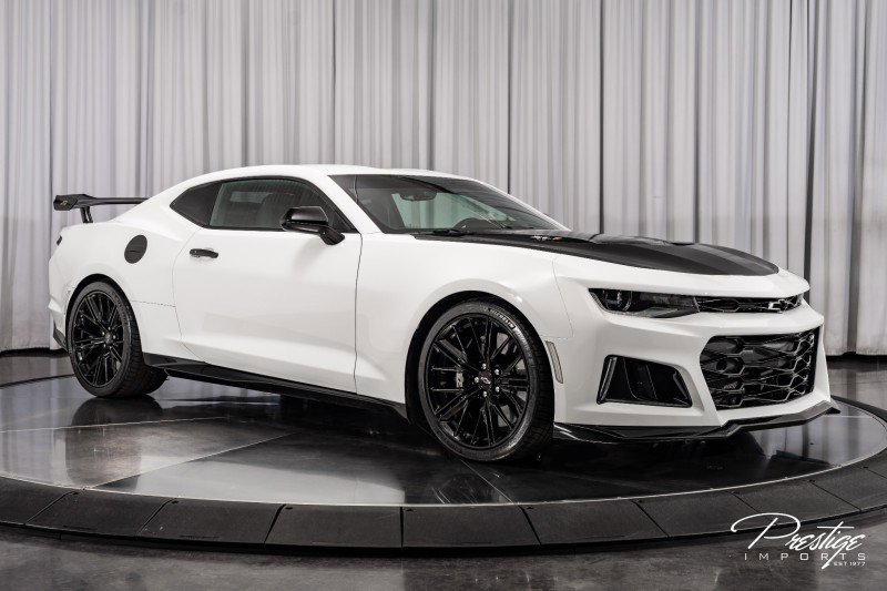 Used 2022 Chevrolet Camaro ZL1 image 29