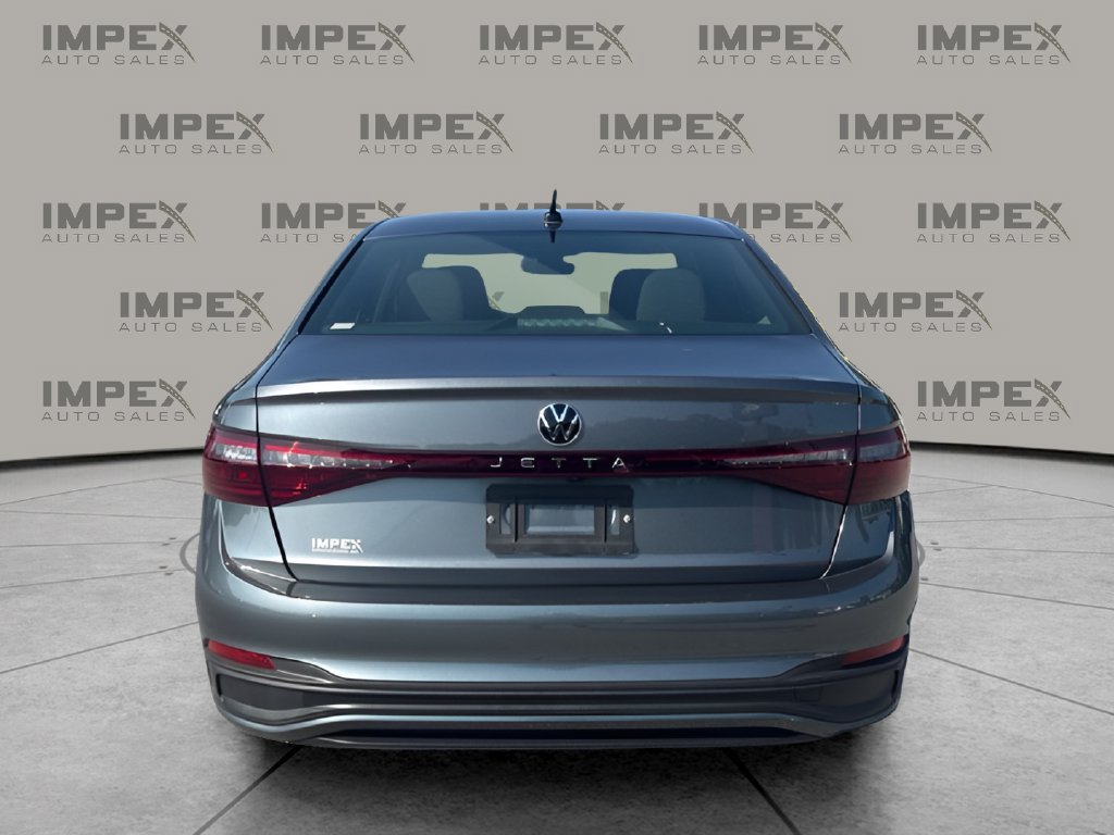 Used 2025 Volkswagen Jetta Sport FWD image 4