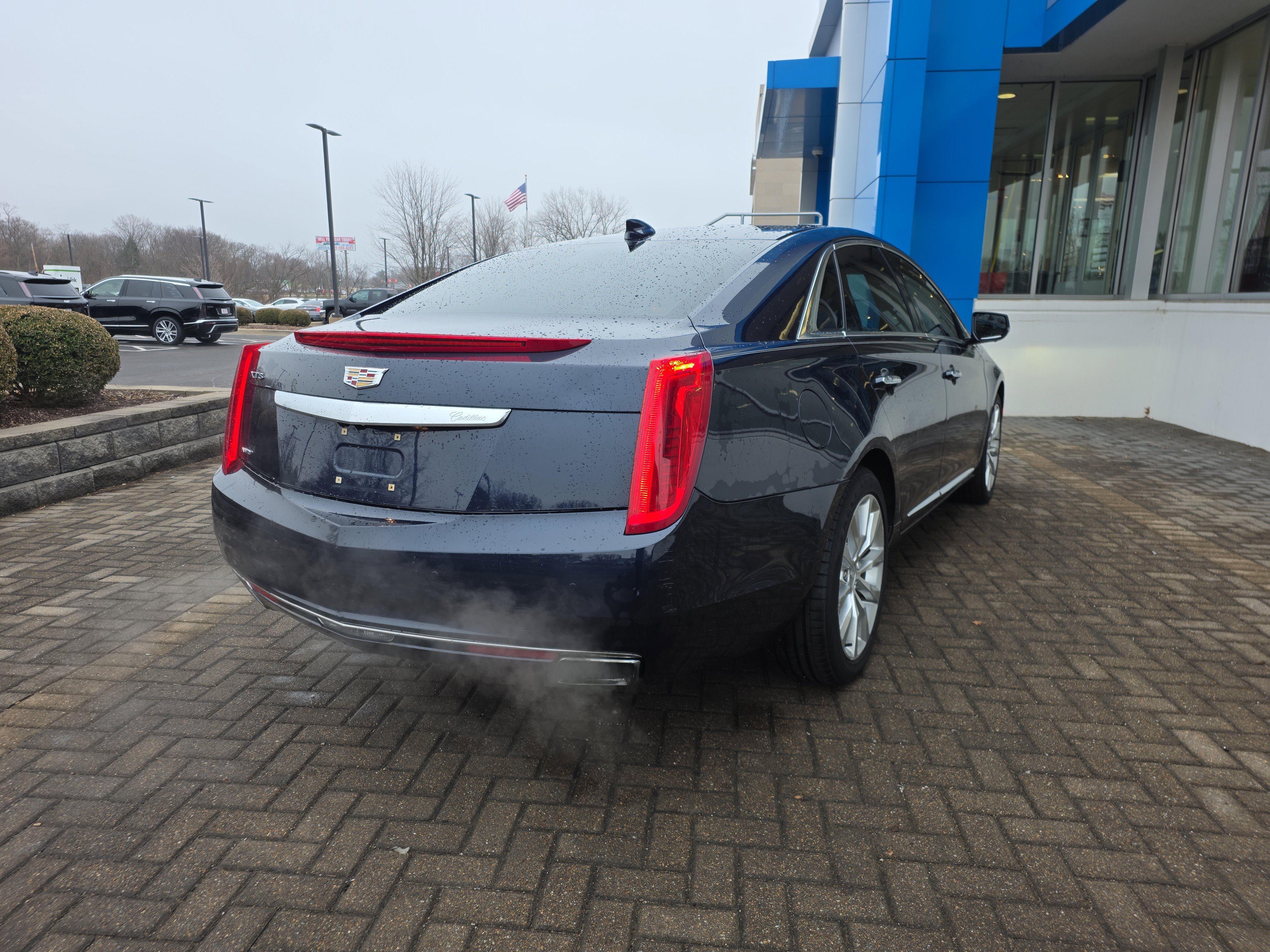 Used 2017 Cadillac XTS Luxury w/ Driver Awareness Package image 5