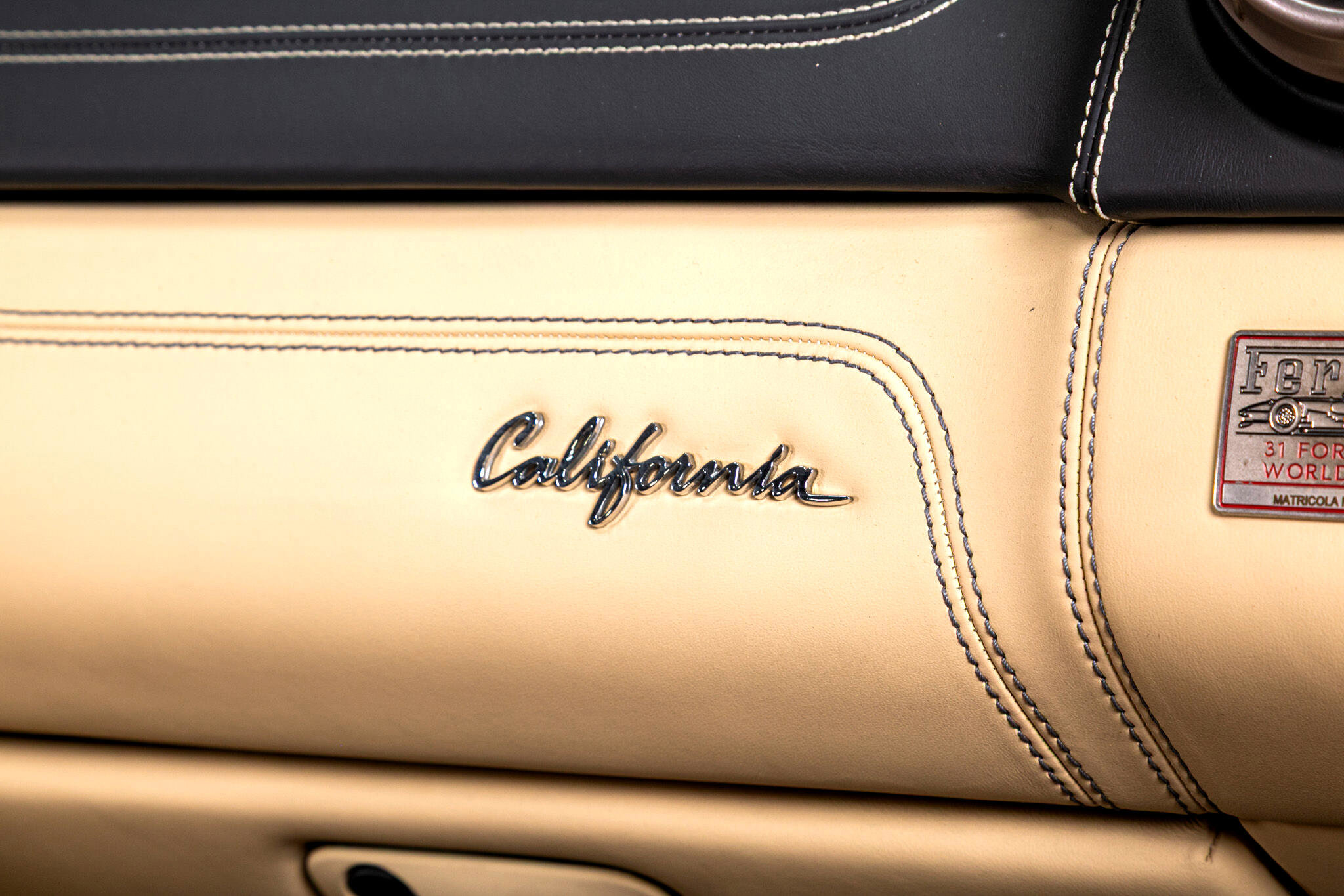 Used 2011 Ferrari California image 37