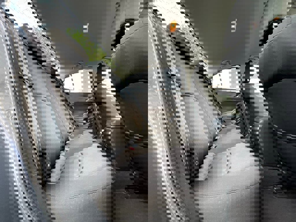 Used 2014 MAZDA MAZDA3 i Sport image 14