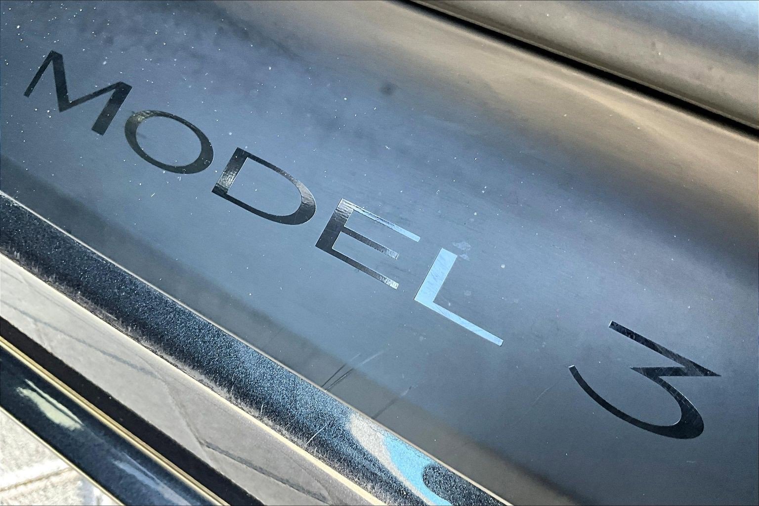 Used 2025 Tesla Model 3 Long Range image 8