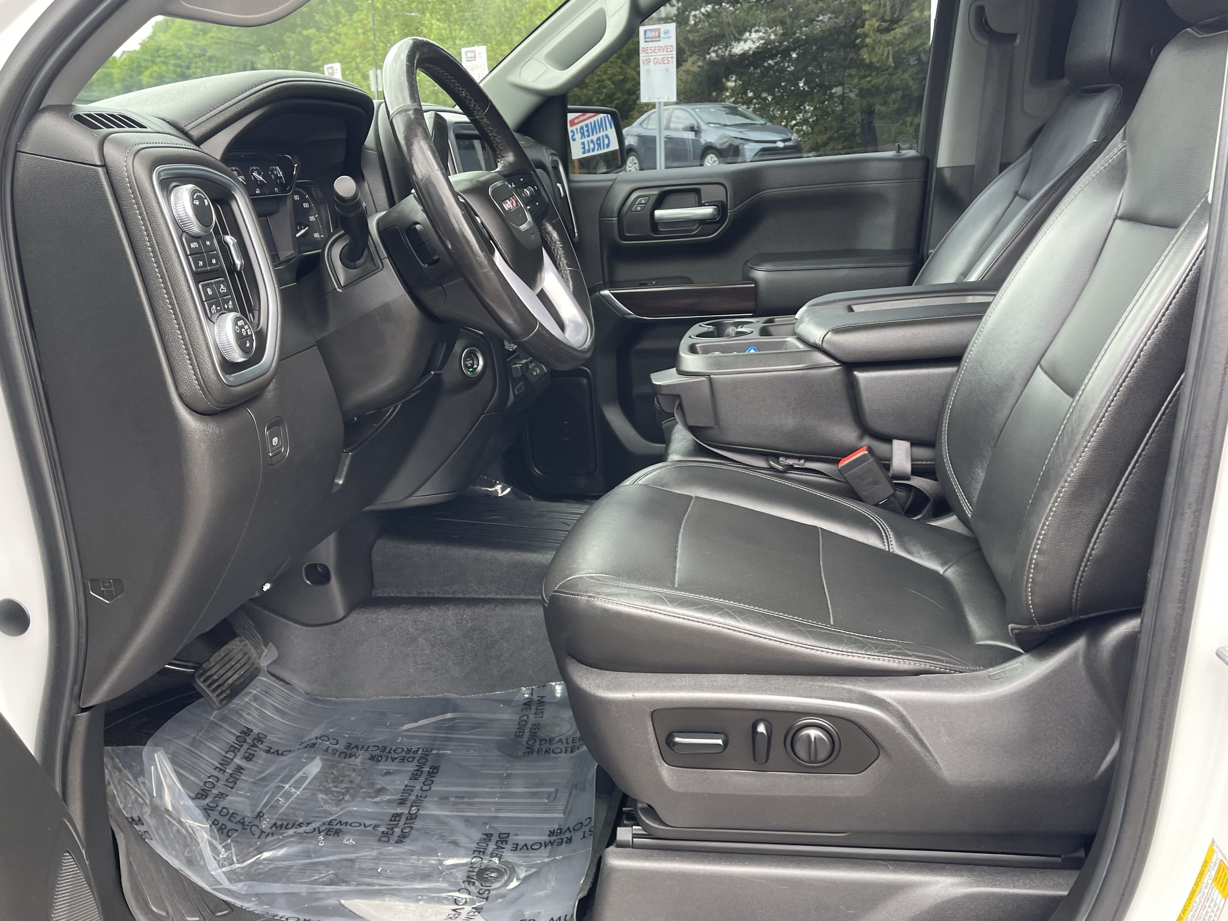 Used 2019 GMC Sierra 1500 SLT w/ X31 Off-Road Package AWD/4WD image 14