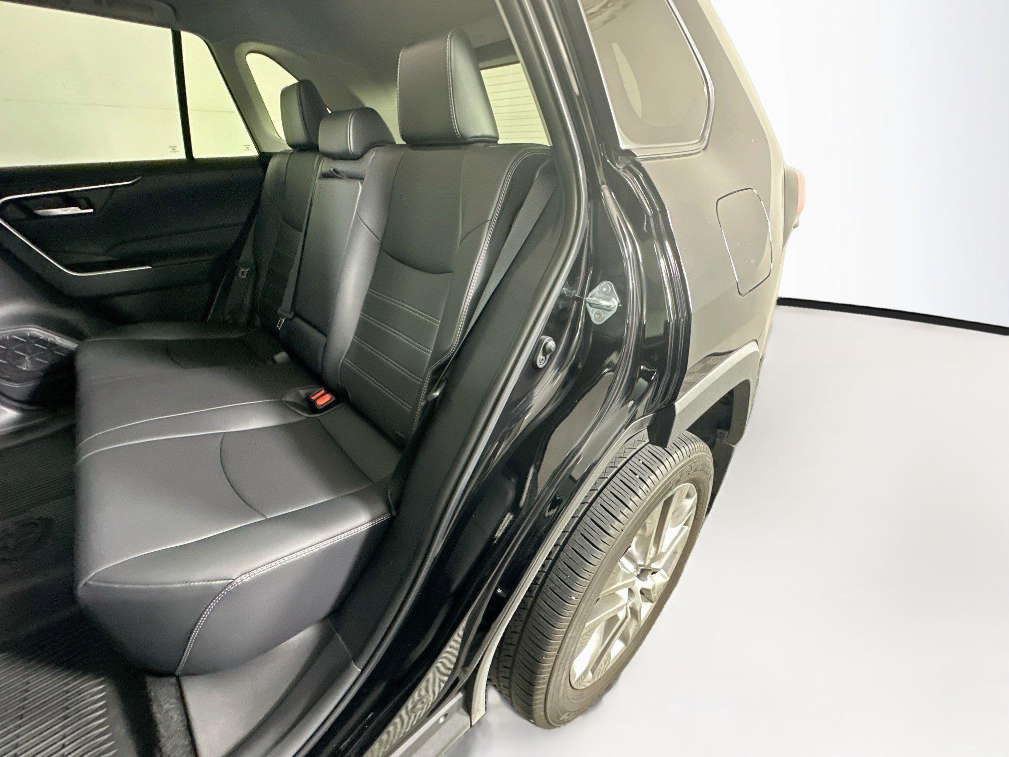 Certified 2025 Toyota RAV4 XLE Premium w/ Weather Package FWD image 26