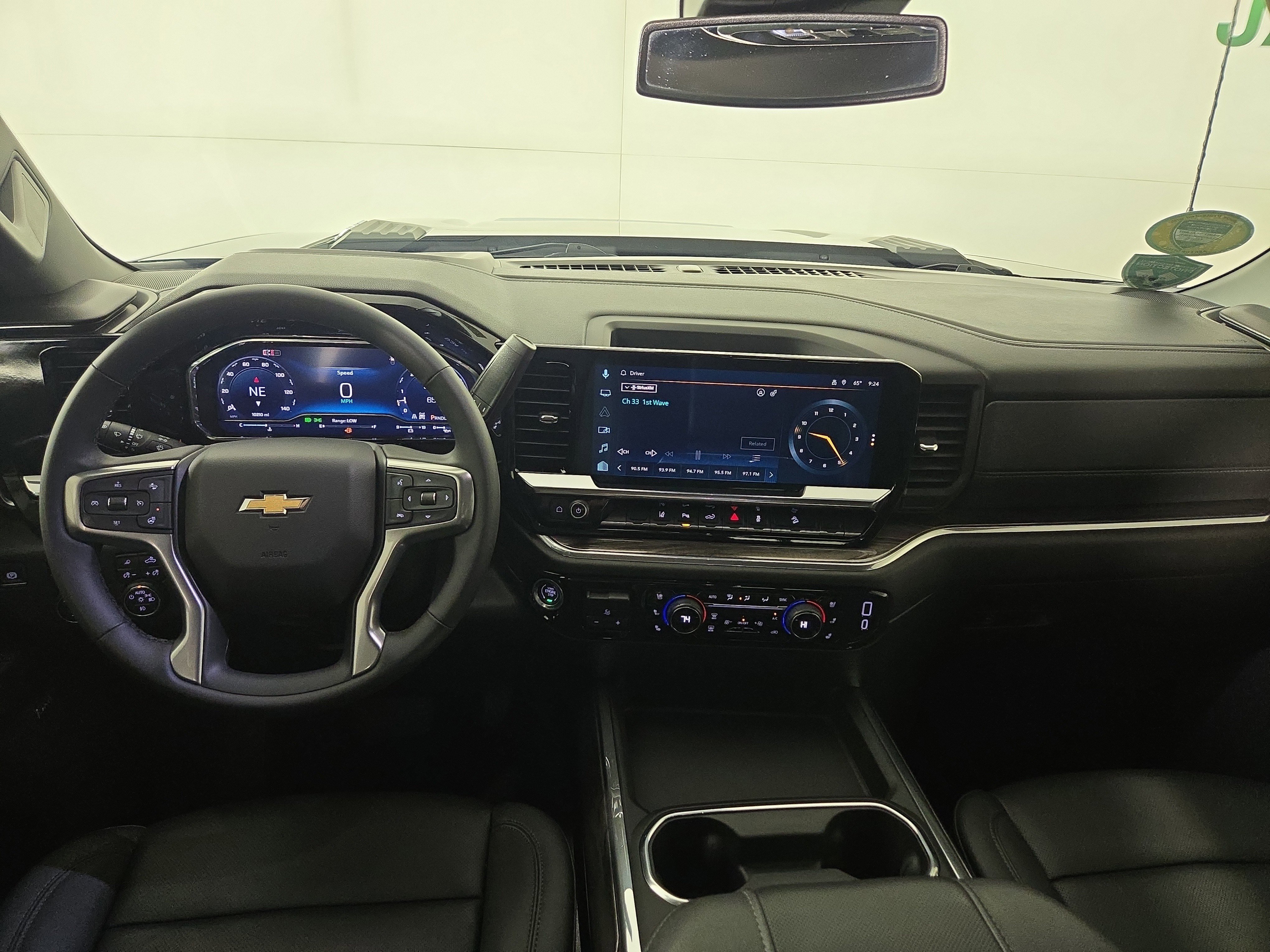 Certified 2025 Chevrolet Silverado 2500 LTZ w/ LTZ Plus Package image 13