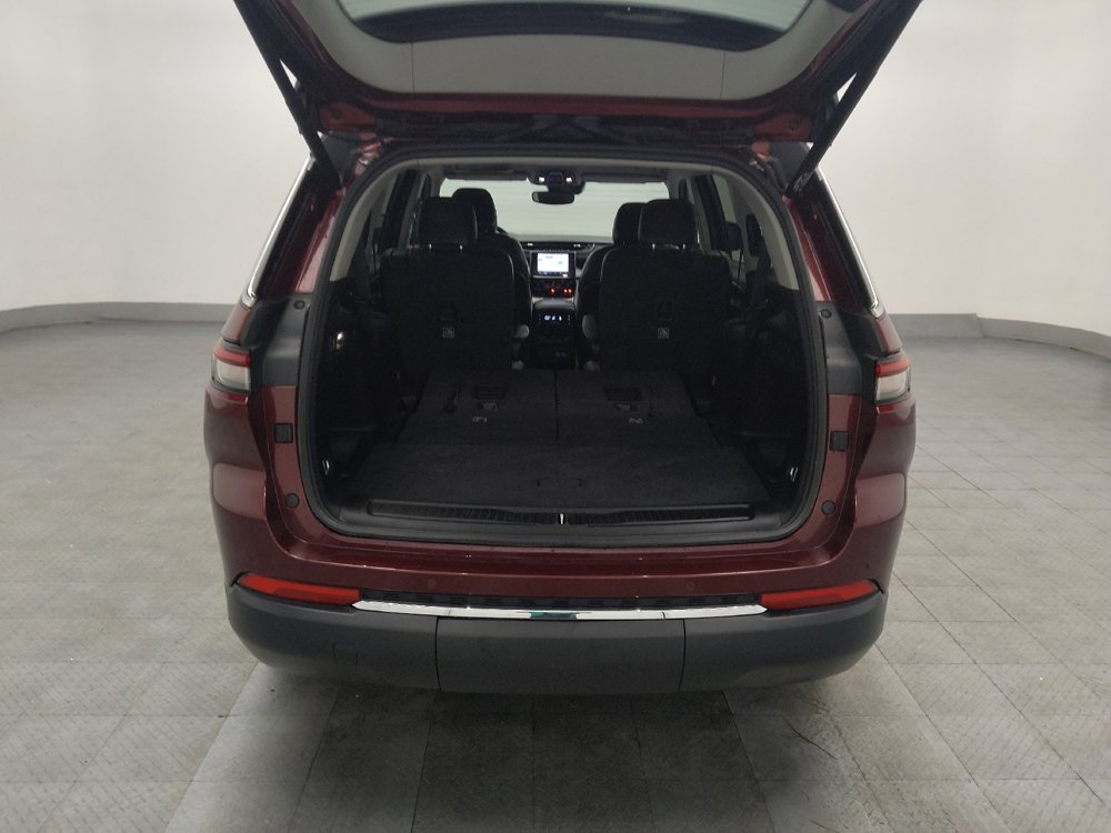 Used 2022 Jeep Grand Cherokee L Limited image 29