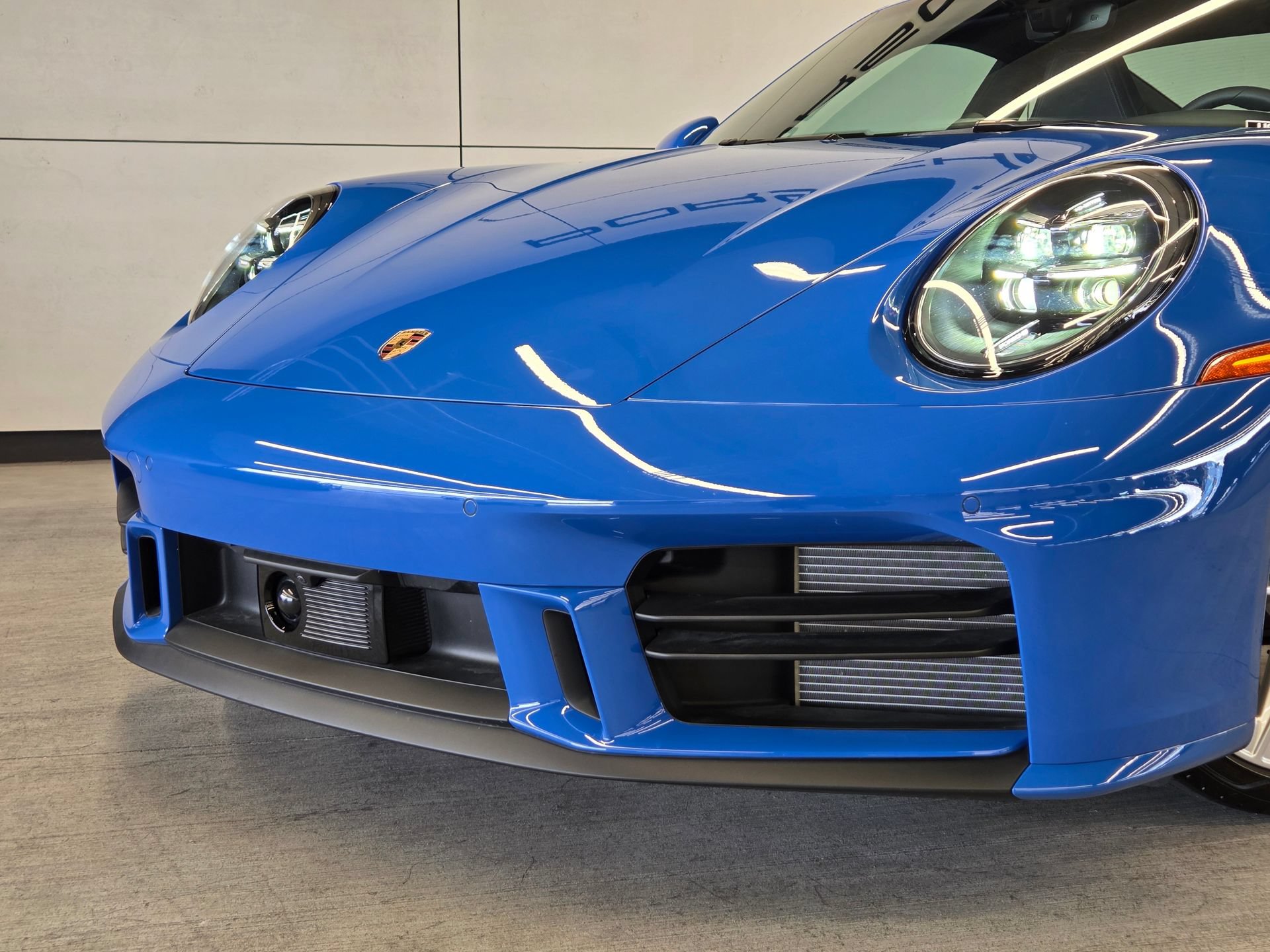 Certified 2025 Porsche 911 Carrera S RWD image 26