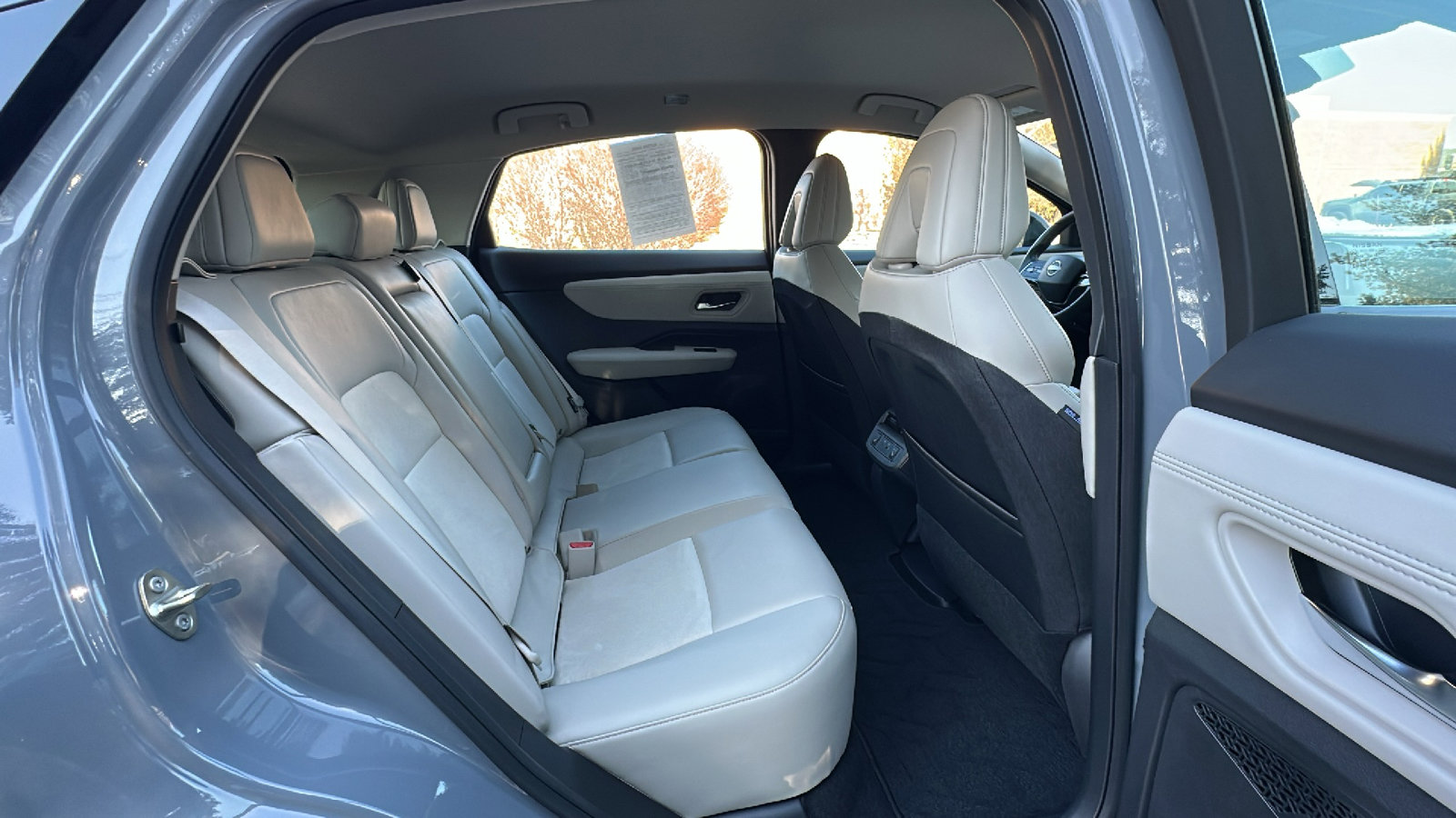 Certified 2024 Nissan Ariya AWD image 24