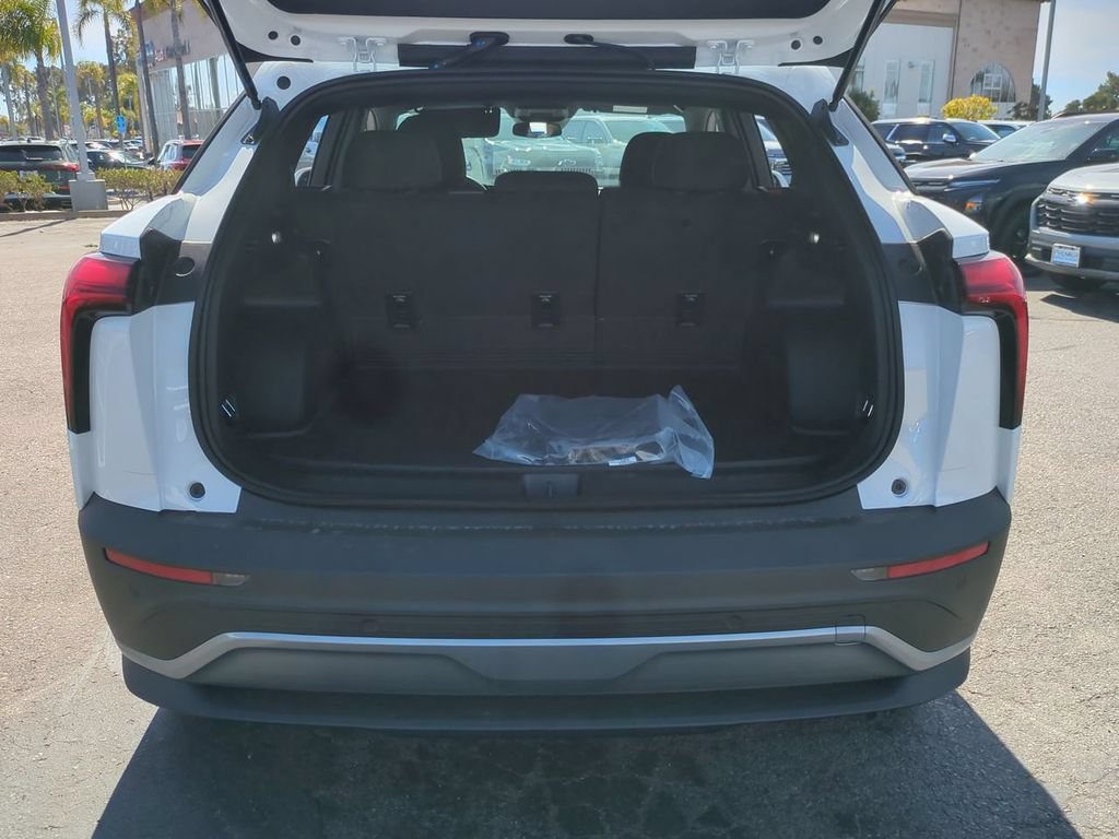 New 2026 Chevrolet Blazer EV LT w/ Midnight/Sport Edition FWD image 25