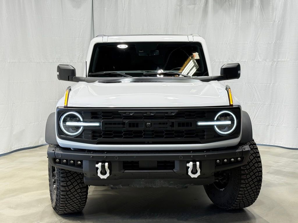 Used 2024 Ford Bronco Wildtrak image 2