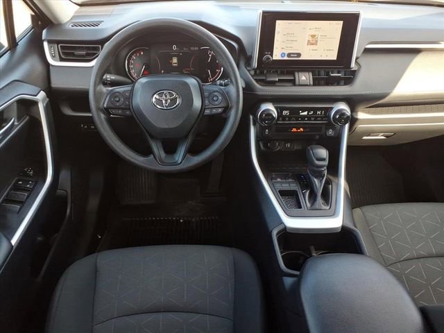 Used 2024 Toyota RAV4 XLE image 9