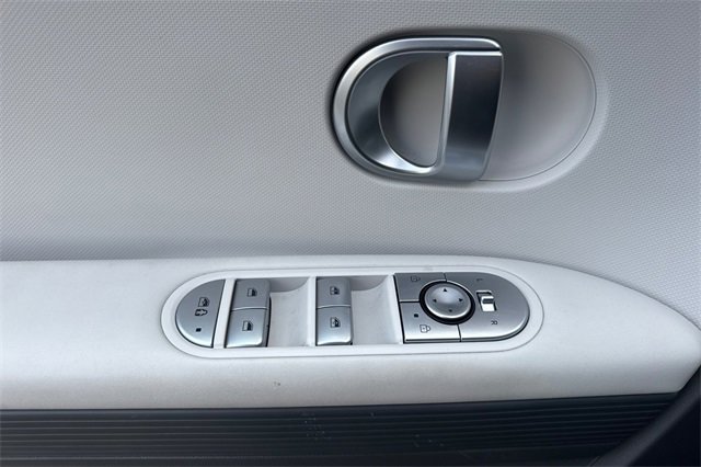Used 2024 Hyundai Ioniq 5 SEL image 11