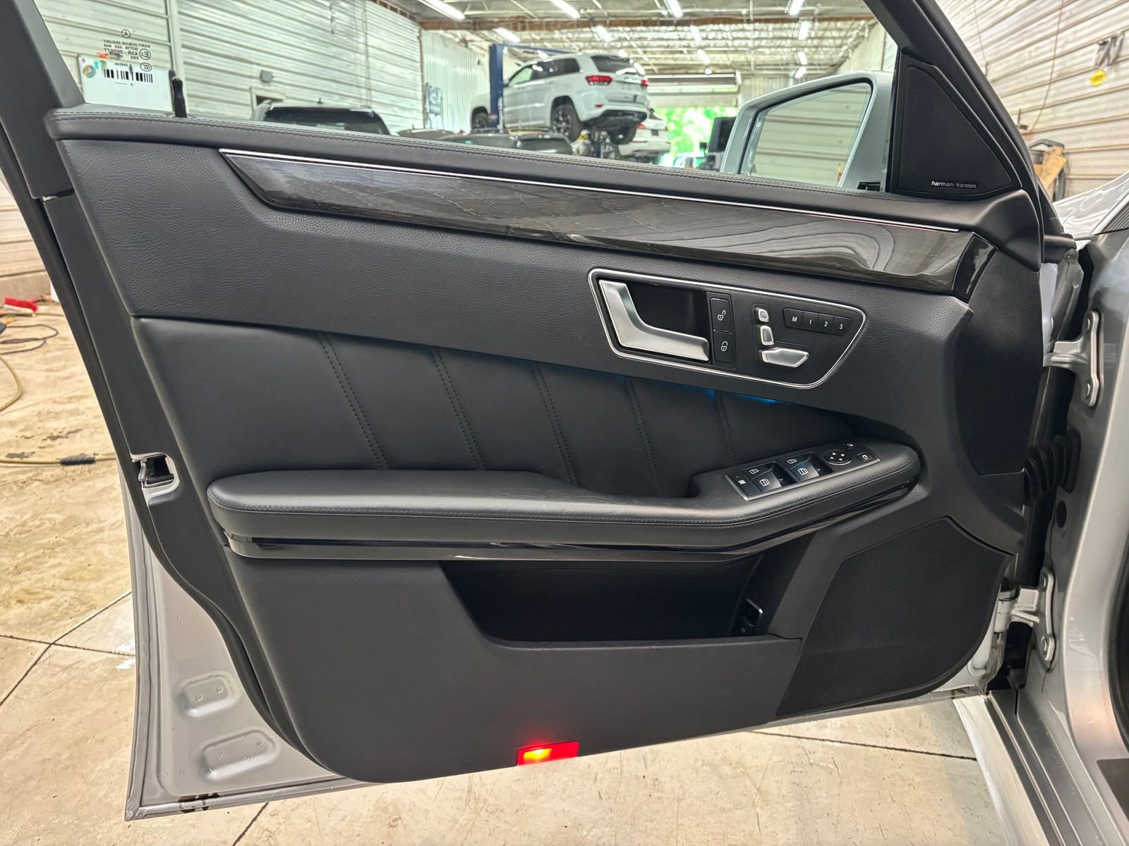 Used 2014 Mercedes-Benz E 63 AMG 4MATIC Sedan image 11