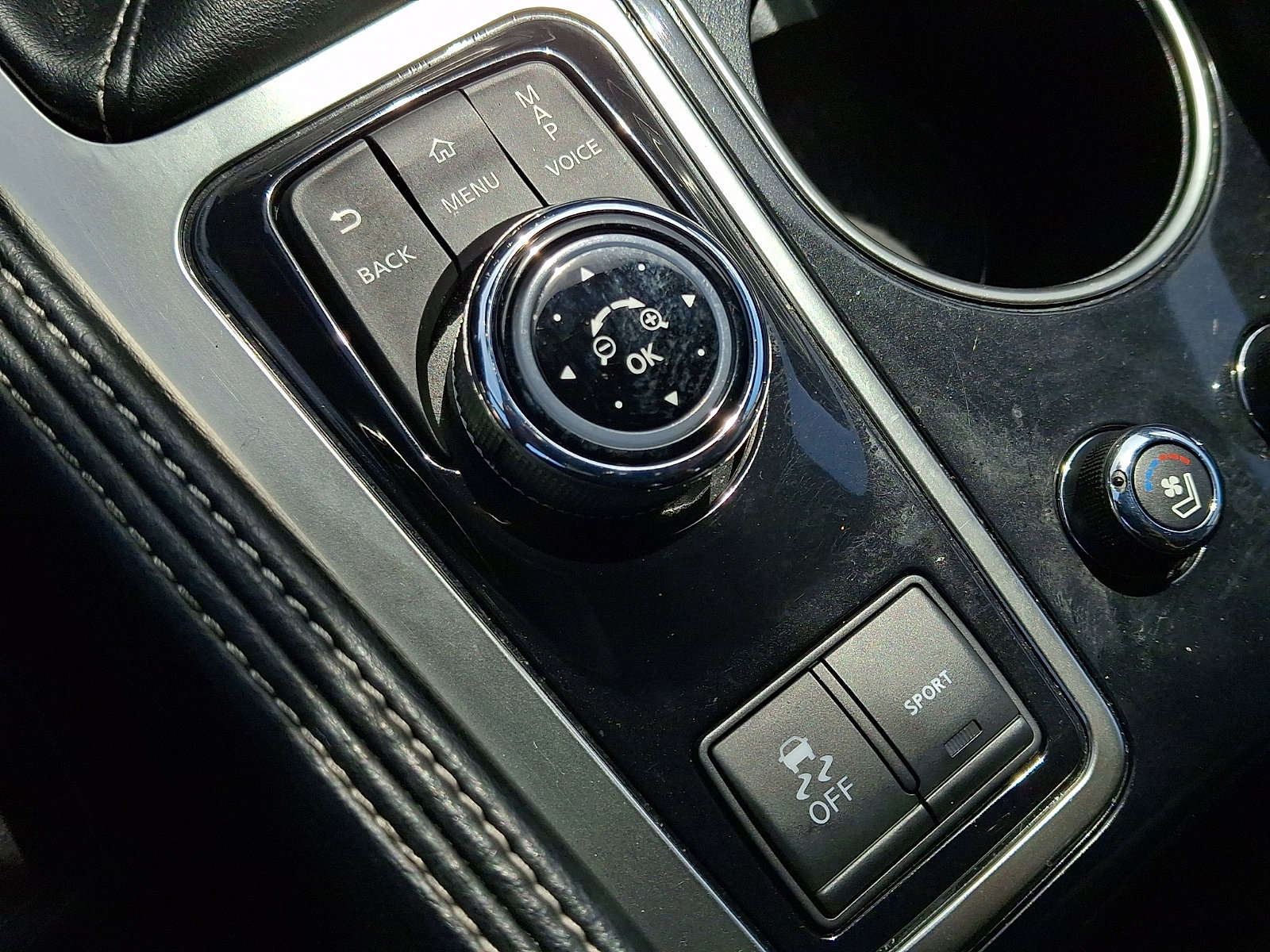 Used 2019 Nissan Maxima Platinum w/ Sport Mat Group image 26