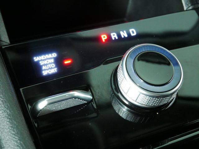 Used 2023 Jeep Grand Cherokee Limited w/ Trailer Tow Prep Group (B) AWD/4WD image 31